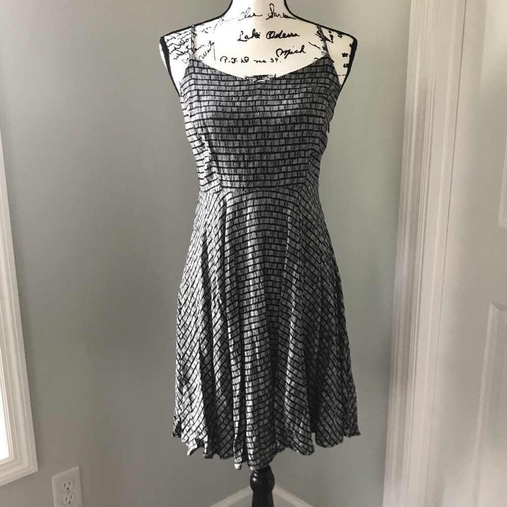 Old Navy Black and White Print Skater Dress